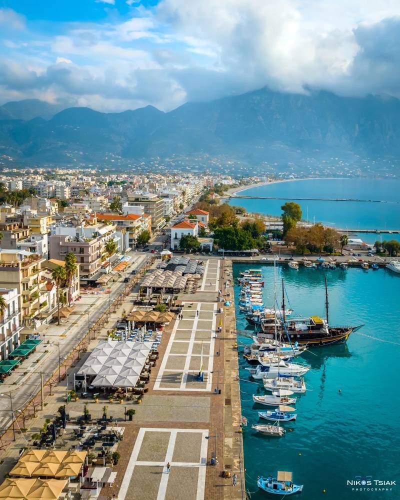 Ερευνα του Εμπορικού Συλλόγου Καλαμάτας: Αποτυχημένη η φετινή θερινή τουριστική σεζόν