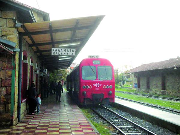 Συλλογή υπογραφών για το τρένο στην Πελοπόννησο