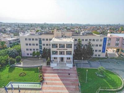 Ο Εμπορικός Σύλλογος Κυπαρισσίας για το γήπεδο της πόλης