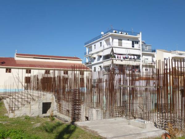 Παλιά ρούχα και παπούτσια για την αποπεράτωση της νέας Αγίας Αικατερίνης στην Καλαμάτα