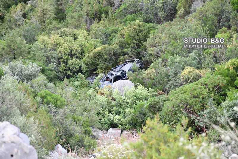 Αργολίδα: Από θαύμα σώθηκε οδηγός - Επεσε από γκρεμό και σώθηκε