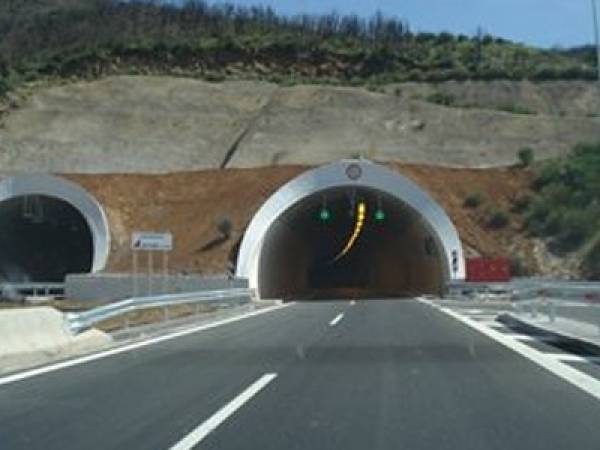 Κυκλοφοριακές ρυθμίσεις στη σήραγγα Ραψομμάτη