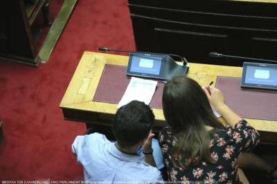 Στη Βουλή των εφήβων μαθήτρια των Εκπαιδευτηρίων Μπουγά