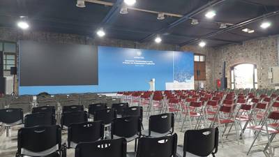 Όλα έτοιμα για την τελετή ορκωμοσίας του Ν. Χαρδαλιά