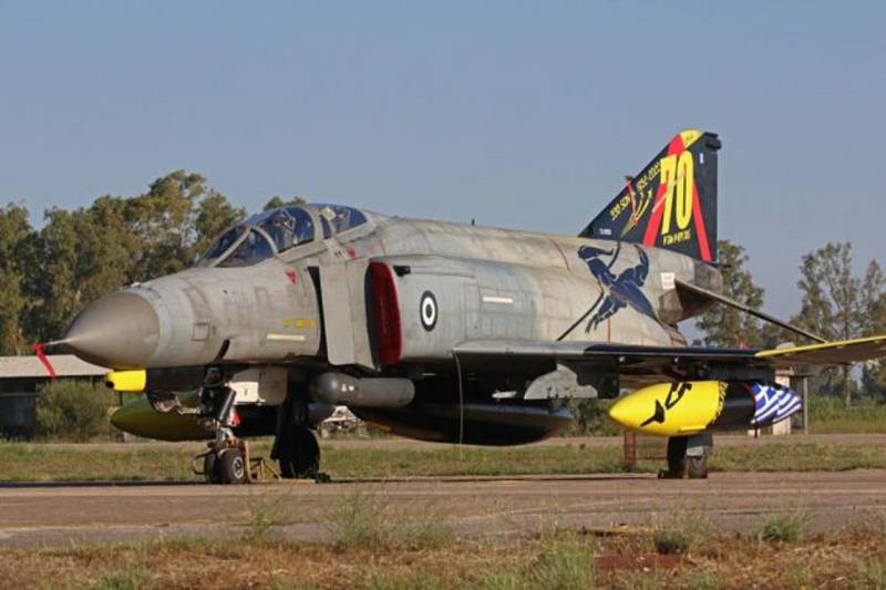 Κατέπεσε μαχητικό αεροσκάφος νότια της Ανδραβίδας: Αγωνία για τους δύο πιλότους (βίντεο)