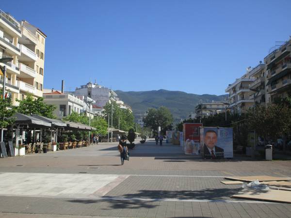 Να γκρεμιστεί η προεκλογική παραγκούπολη