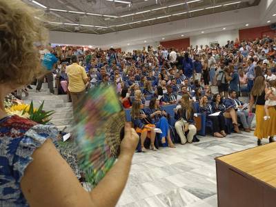 Καύσωνας στο αμφιθέατρο...