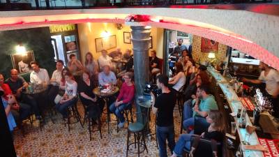 "Café-NEO" στην Καλαμάτα: «Ατμόσφαιρα – κλίμα – υγεία: Αόρατα σωματίδια με ορατές επιδράσεις»