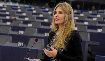 Η ευρωβουλευτής Εύα Καϊλή στην &quot;Ε&quot;: «Να καταψηφιστούν τα κόμματα που εκμεταλλεύτηκαν την οικονομική κρίση»