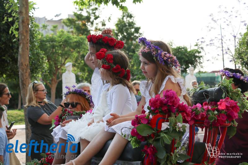 Με παρέλαση ολοκληρώθηκε  η 12η Ανθοκομική Καλαμάτας (βίντεο-φωτογραφίες)