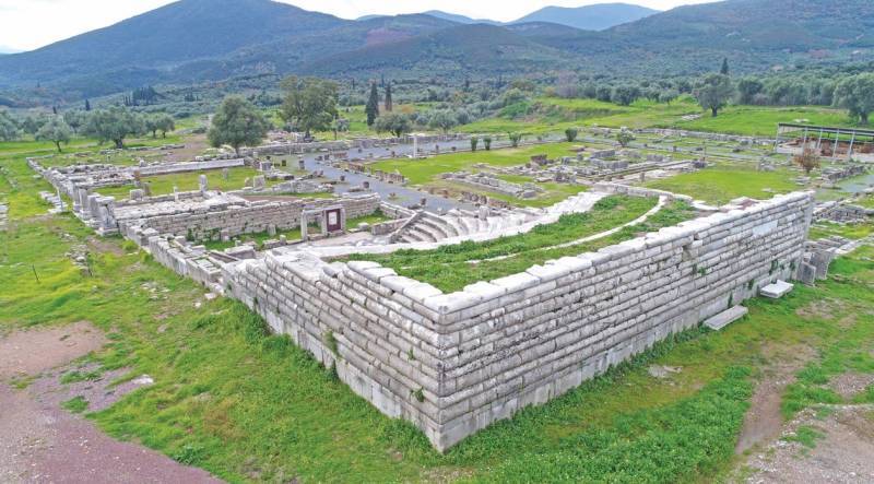 “Καμπανάκι” για τον τουρισμό στην Πελοπόννησο: Μείωση επισκέψεων σε μουσεία και αρχαιολογικούς χώρους
