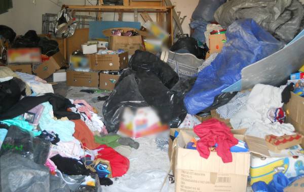 Πακιστανός με λαθραία τσιγάρα και είδη παραεμπορίου συνελήφθη στην Κόρινθο