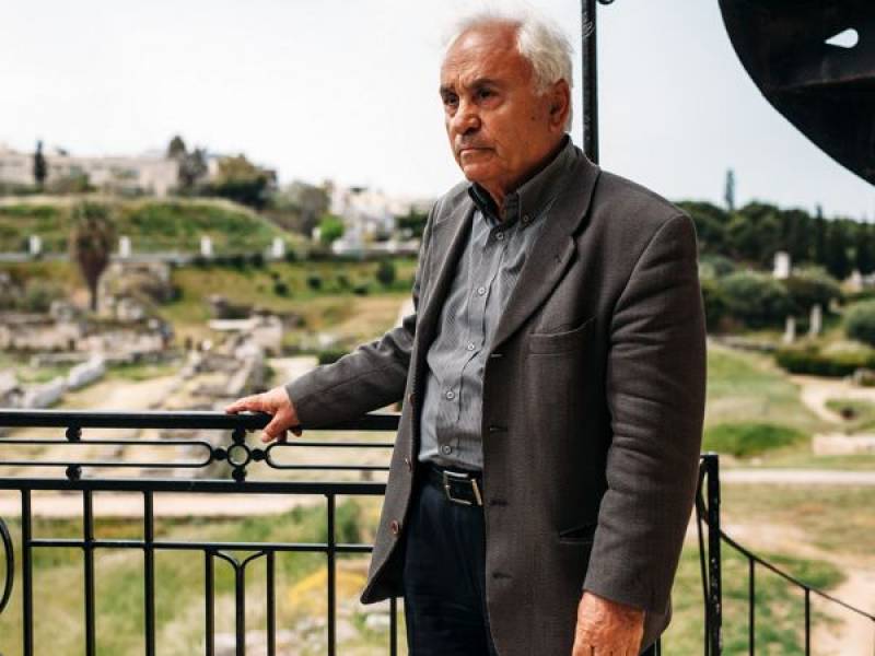 Η ελληνομανία και η αρπαγή των αρχαίων