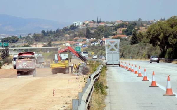 Να σταματήσουν να ακούν σιωπηλοί τα παραμύθια