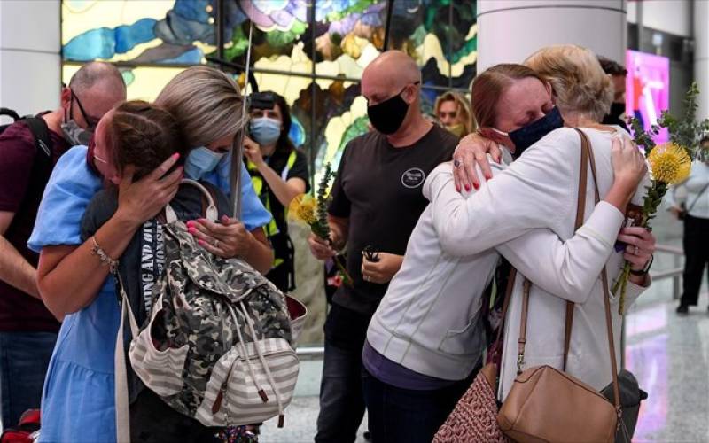 Αυστραλία: Η αύξηση των εμβολιασμών χαλαρώνει τα μέτρα στο Σίδνεϊ