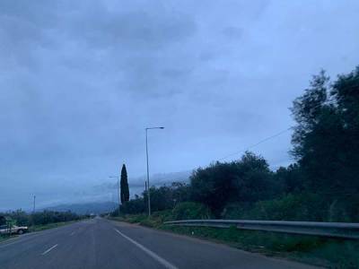Φωτίζουν τα... χωράφια