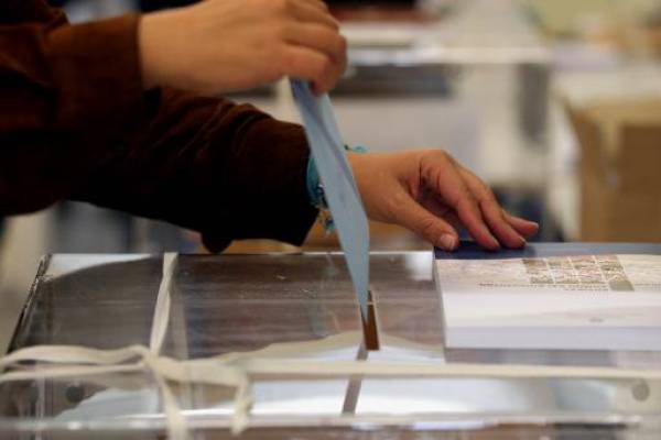 Παράταση μέχρι τις 14 Μαρτίου για τις μεταδημοτεύσεις