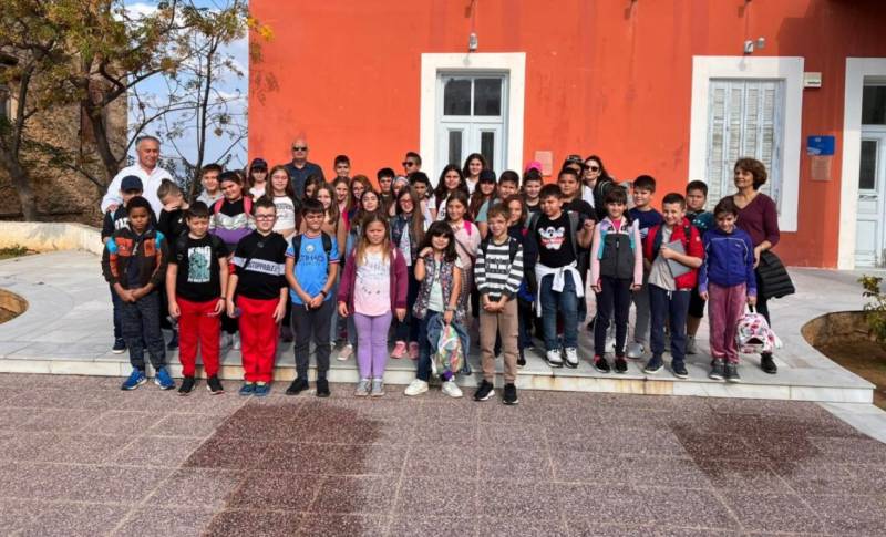 Μαθητές απόλαυσαν το ψηφιακό έκθεμα με τη Ναυμαχία του Ναβαρίνου