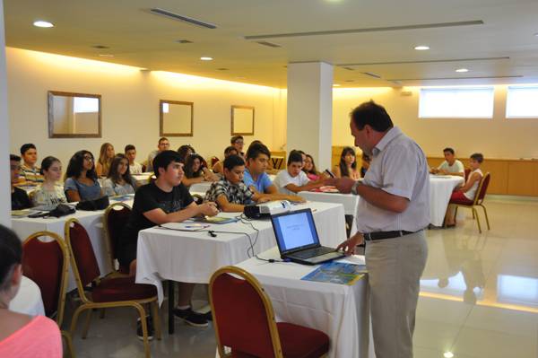 Θερινό Σχολείο Φυσικής σε Μεσσήνη και Κυπαρισσία (φωτογραφίες)