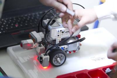 Εκπαιδευτική Ρομποτική στα Εκπαιδευτήρια Μπουγά