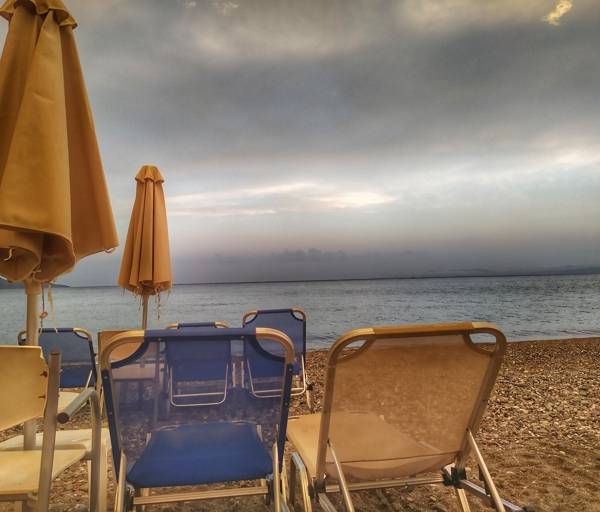 Σε Καλαμάτα, Μάνη και Κορώνη: 50 δικογραφίες για κατάληψη αιγιαλού