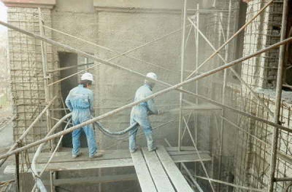 Από αύριο το χειμερινό επίδομα στους οικοδόμους