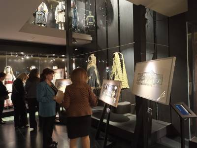 Καλαμάτα: Με επιτυχία τα εγκαίνια της έκθεσης "Α. Τάσσος - Χαρακτική 1940-1985" (φωτογραφίες)