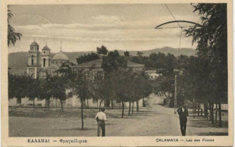 Η πλατεία Φραγκόλιμνας