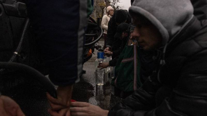 Χιονίζει στο Κίεβο - Εκατομμύρια Ουκρανοί είναι χωρίς ηλεκτρικό ρεύμα