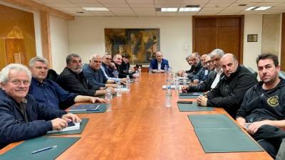 Θεοδωρικάκος: Με νομοθετική πρωτοβουλία ενισχύουμε την λειτουργία των λαϊκών αγορών προς όφελος των καταναλωτών