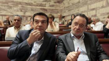 Λαφαζάνης: "Στηρίζουμε την κυβέρνηση, όχι τα μέτρα"