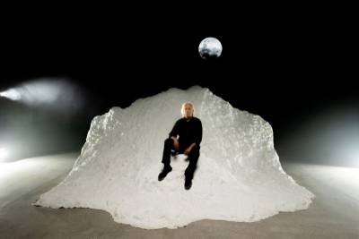 Ο Γιάννης Αγγελάκας επιστρέφει με το «Μπλουζ του Μικρού Πρίγκιπα»