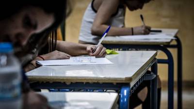 Aρχίζουν σήμερα οι πανελλαδικές: Αγωνία υποψηφίων και γονέων