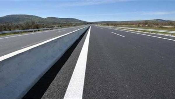 Δημοπρατούνται 9 χιλιόμετρα στο Πάτρα - Πύργος