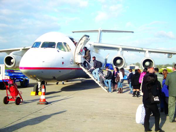 Διακόπτει το Άραξος - Θεσσαλονίκη η Astra Airlines - Εξυπηρέτηση από Καλαμάτα