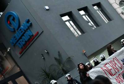 Η Hellenic Train ανακοίνωσε δρομολόγια με... λεωφορεία