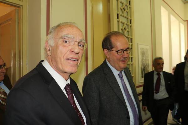 Ο Βασίλης Λεβέντης στο δημαρχείο Καλαμάτας (βίντεο-φωτογραφίες)