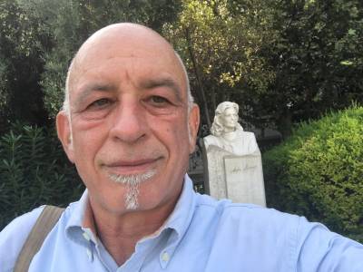 Το πλαφόν στο μικτό κέρδος δεν αναχαιτίζει την ακρίβεια