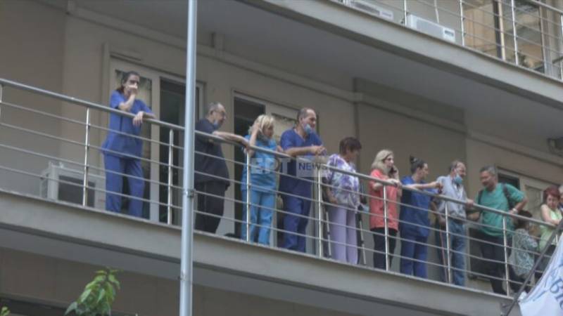 Εσβησε η φωτιά που ξέσπασε σε ιδιωτική κλινική στη Θεσσαλονίκη (βίντεο)