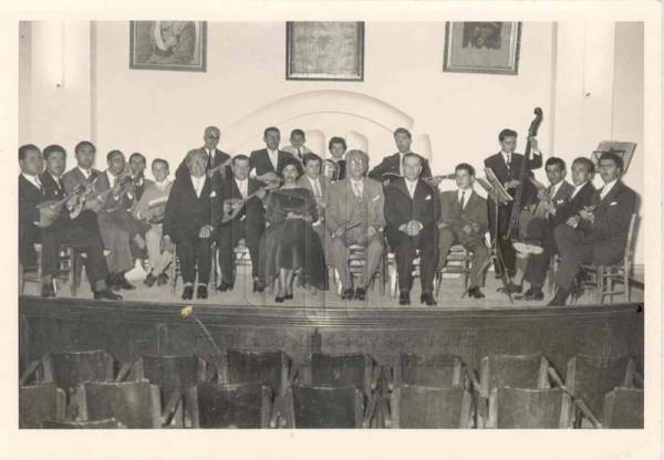 Χορωδία και μαντολινάτα τη δεκαετία του 1950