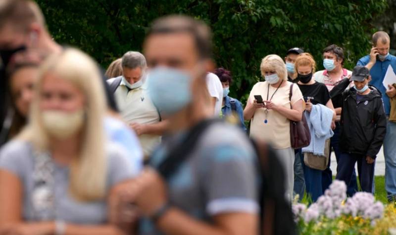 «Καλπάζει» ο κορονοϊός στη Ρωσία: 25.353 νέα κρούσματα και 654 νεκροί το τελευταίο 24ωρο