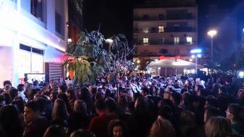 Εγκαινιάστηκε το κατάστημα της Η&amp;Μ στην Καλαμάτα