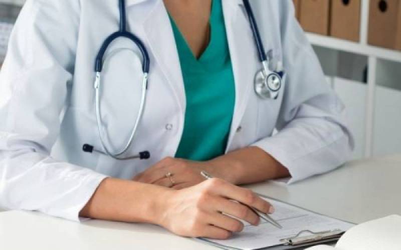 Αχρείαστες γραφικότητες για προσλήψεις γιατρών
