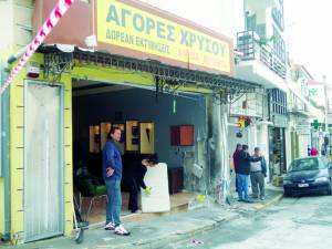 Η κάμερα… συνέλαβε  δύο ύποπτους δράστες