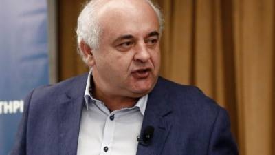 Καραθανασόπουλος: Ο λαός να μην περιμένει «σωτήρες» που αναδιανέμουν τη φτώχεια