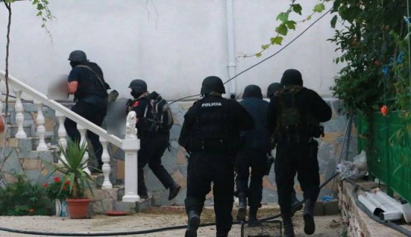 Eπικοινωνία T. Θεοδωρικάκου με τον Αλβανό ομόλογό του - Ζήτησε μέγιστη κινητοποίηση για τον εντοπισμό του βιαστή