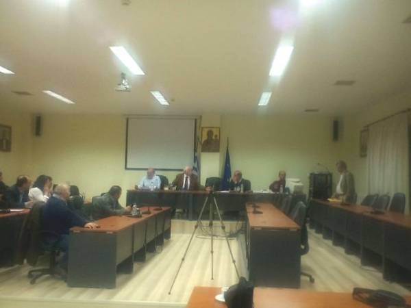 Απαρτία… με το ζόρι στο Δημοτικό Συμβούλιο Τριφυλίας