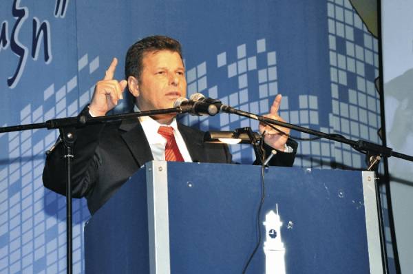 Καταγγελία Αναστασόπουλου για την άρδευση του Τρίκορφου