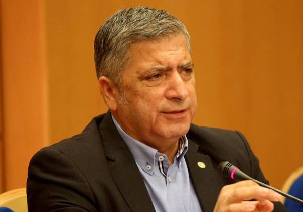 Το πιο “βαθύ κράτος” είναι η αυτοδιοίκηση 
