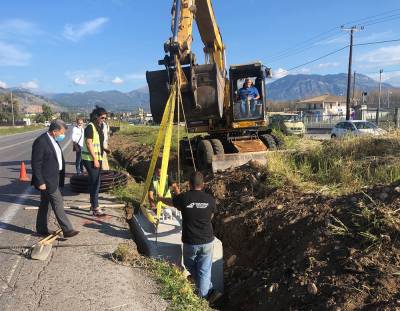 Ξεκίνησε το έργο φωτισμού του δρόμου Ασπρόχωμα – Μεσσήνη (βίντεο)